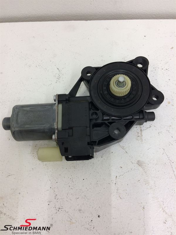 R56 MİNİ CAM MOTORU SAĞ
