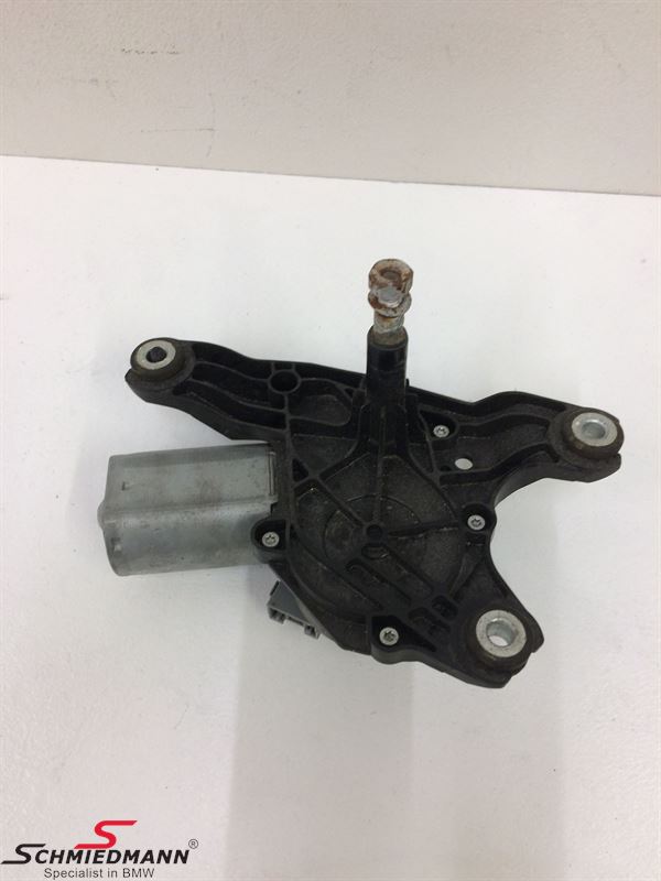 X1 E84 ARKA SİLECEK MOTORU