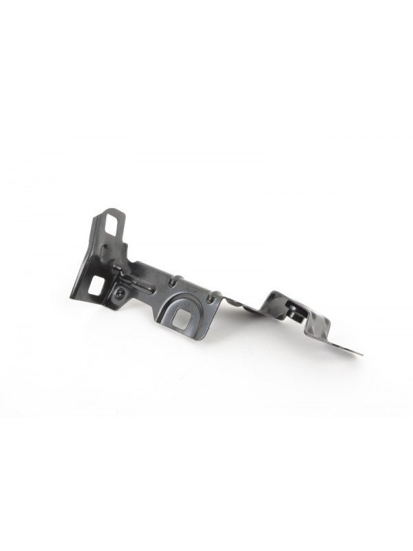 E87 ÇAMURLUK UÇ BRAKETİ SAĞ