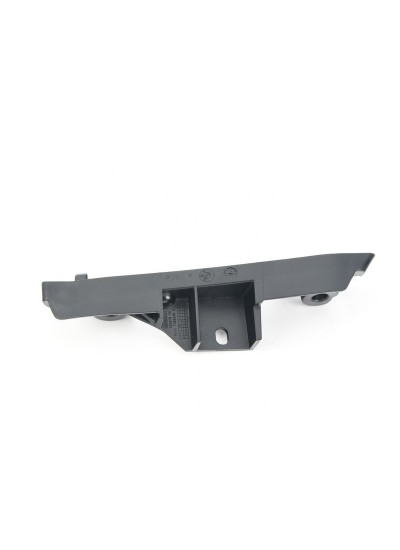 G30 ÖN TAMPON BRAKETİ ALT SOL - 51117385349 G30 ÖN TAMPON BRAKETİ ALT SOL - 51117385349