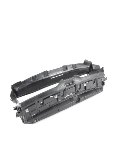 F80/F82/F83 ///M3-M4 RADYATÖR HAVA KANALI ÜST - 51748054117 F80/F82/F83 ///M3-M4 RADYATÖR HAVA KANALI ÜST - 51748054117