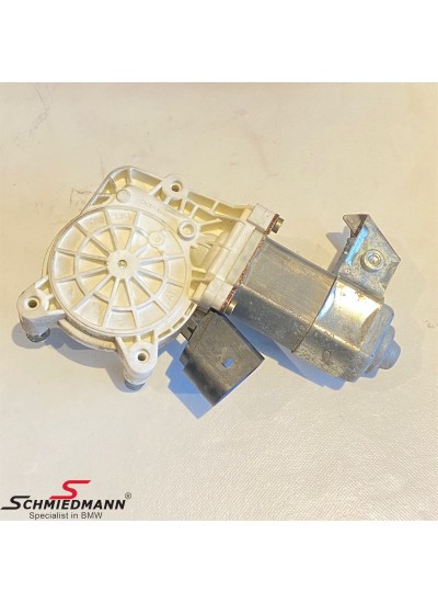 E60 ARKA CAM MOTORU SOL - 67626922319 E60 ARKA CAM MOTORU SOL - 67626922319