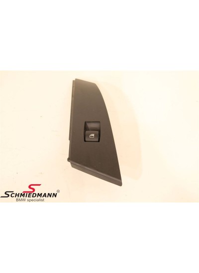 E60 ARKA CAM DÜĞMESİ SAĞ SİYAH - 61316951965 E60 ARKA CAM DÜĞMESİ SAĞ SİYAH - 61316951965