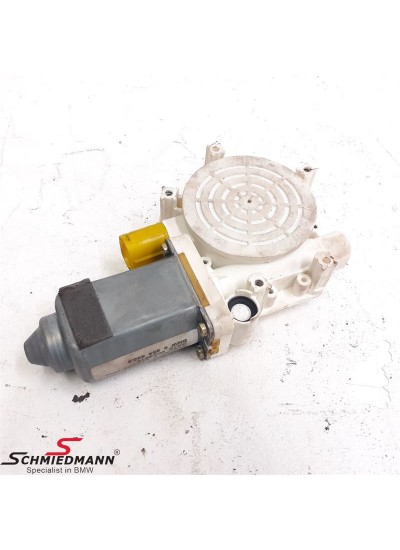 MİNİ R50 R53 ÖN CAM KRİKO MOTORU SAĞ - 67626955876 MİNİ R50 R53 ÖN CAM KRİKO MOTORU SAĞ - 67626955876