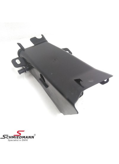 F10 ÖN TAMPON HAVAL BORUSU SAĞ - 51747200798 F10 ÖN TAMPON HAVAL BORUSU SAĞ - 51747200798