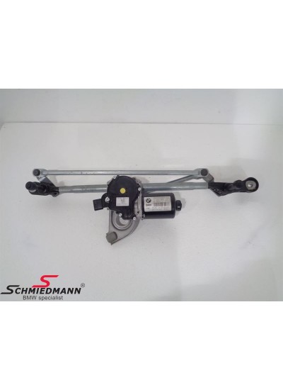F20/F22F23/F87 ///M2 ÖN SİLECEK MEKANİZMASI MOTORLU - 61617239510 F20/F22F23/F87 ///M2 ÖN SİLECEK MEKANİZMASI MOTORLU - 61617239510