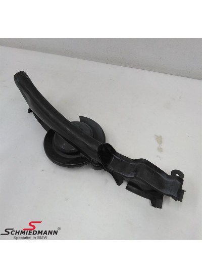F30 F32 F36 KAPUT LASTİĞİ ARKA SOL - 51767255803 F30 F32 F36 KAPUT LASTİĞİ ARKA SOL - 51767255803