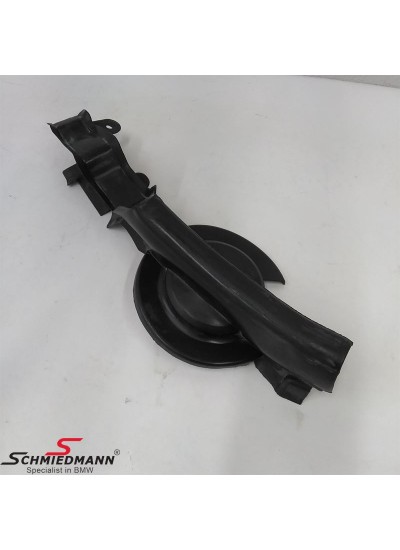 F30 F32 F36 KAPUT LASTİĞİ ARKA SAĞ - 51767255804 F30 F32 F36 KAPUT LASTİĞİ ARKA SAĞ - 51767255804