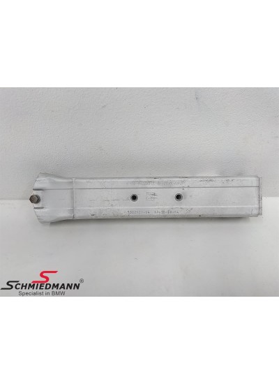 ÖN TAMPON DEMİR ADAPTÖRÜ SOL - 51117302521 ÖN TAMPON DEMİR ADAPTÖRÜ SOL - 51117302521