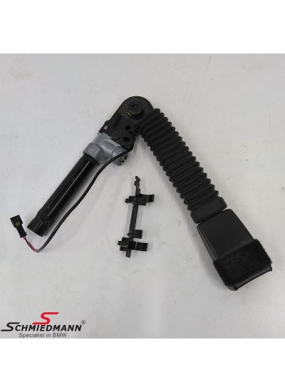 F10 LCİ ÖN EMNİYET KEMER KARŞILIĞI SOL - 72117328841 F10 LCİ ÖN EMNİYET KEMER KARŞILIĞI SOL - 72117328841