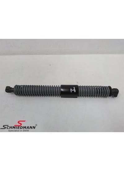 G30/F90 ///M5 BAGAJ AMAORİSÖR SAĞ - 51247366406 G30/F90 ///M5 BAGAJ AMAORİSÖR SAĞ - 51247366406