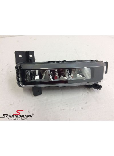F40 / G07 X7 / F45 LCİ SİS FARI SAĞ - 63177471082 F40 / G07 X7 / F45 LCİ SİS FARI SAĞ - 63177471082