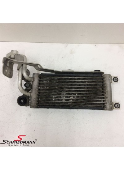 E90/E92/E93 ///M3 / X1 E84 ŞANZIMAN YAĞ SOĞUTMA RADYATÖRÜ S65/N54 - 17227521376 E90/E92/E93 ///M3 / X1 E84 ŞANZIMAN YAĞ SOĞUTMA RADYATÖRÜ S65/N54 - 17227521376