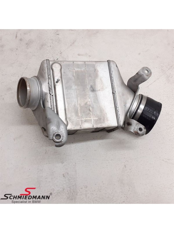F07/F10/F01/X5 E70-F15 TURBO RADYATÖRÜ SAĞ (1-4)