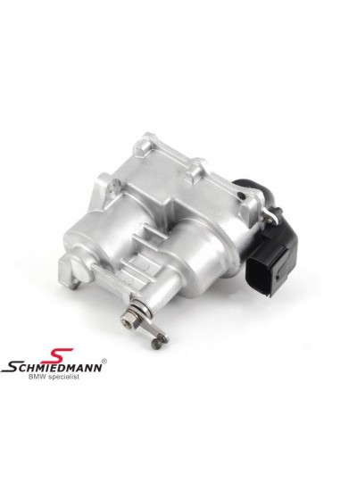 E90/E92/E93 ///M3 GAZ KELEBEK AYAR MOTORU - 13627838085 E90/E92/E93 ///M3 GAZ KELEBEK AYAR MOTORU - 13627838085
