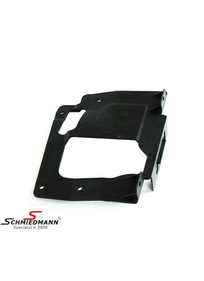 E46 HAVA KANAL BRAKETİ SOL - 51717894721 E46 HAVA KANAL BRAKETİ SOL - 51717894721