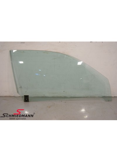 E46 COUPE SAĞ KAPI CAMI - 51328204178 E46 COUPE SAĞ KAPI CAMI - 51328204178