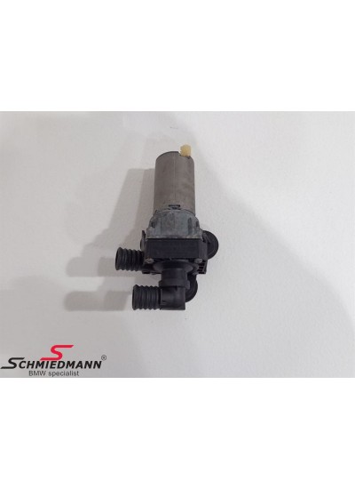 Z4 E85 E90 M3 İLAVE SU POMPASI - 64118369806 Z4 E85 E90 M3 İLAVE SU POMPASI - 64118369806