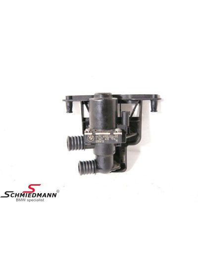 E60 KALORİFER MUSLUĞU - 64118379921 E60 KALORİFER MUSLUĞU - 64118379921