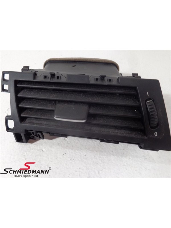 E60 LCİ KALORİFER IZGARASI SOL