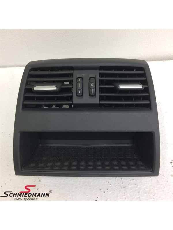 F10 ARKA KALORİFER HAVALANDIRMA IZGARASI