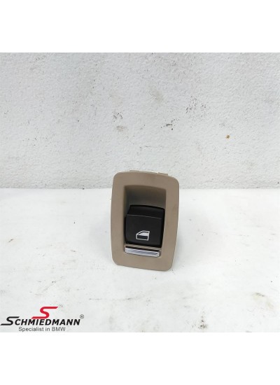 F25 ARKA CAM DÜĞMESİ BEJ - 61319361939 F25 ARKA CAM DÜĞMESİ BEJ - 61319361939