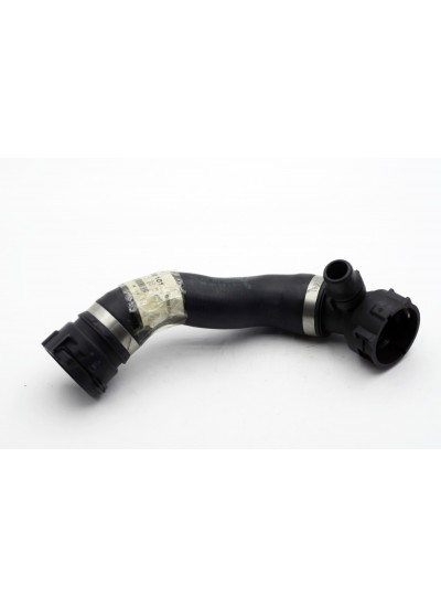 SOĞUTMA HORTUMU F10 F01 - 17127800101 SOĞUTMA HORTUMU F10 F01 - 17127800101
