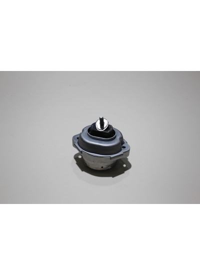 X5 E53 MOTOR KULAĞI - 22116770638 X5 E53 MOTOR KULAĞI - 22116770638